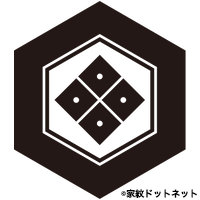 亀甲に四つ目