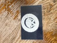 植物の丸に装飾された扇